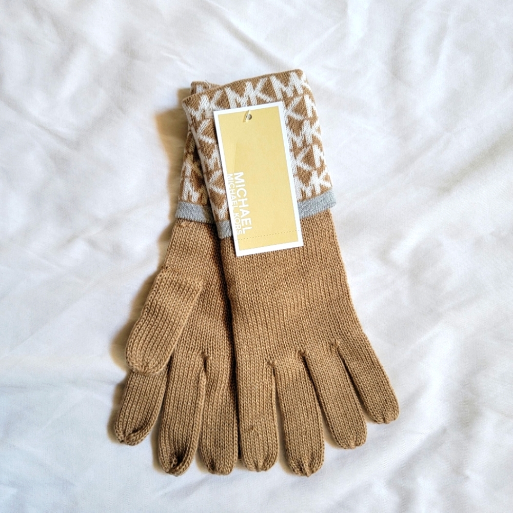 Michael Kors gloves NEW WITH TAGS